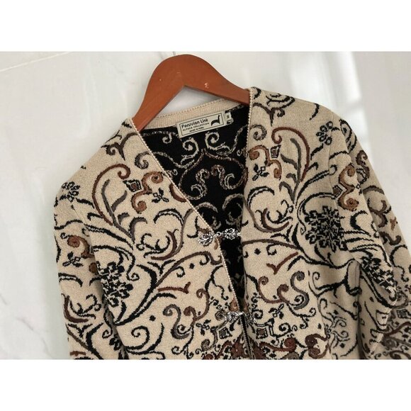 PERUVIAN 100% ALPACE Knitted Cardigan Embroidered Metal Clasp Beige Scroll Desig - Picture 3 of 8